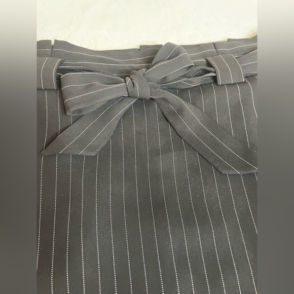 Express Women's Striped Mini Skirt With Belt - Picture 3 of 9